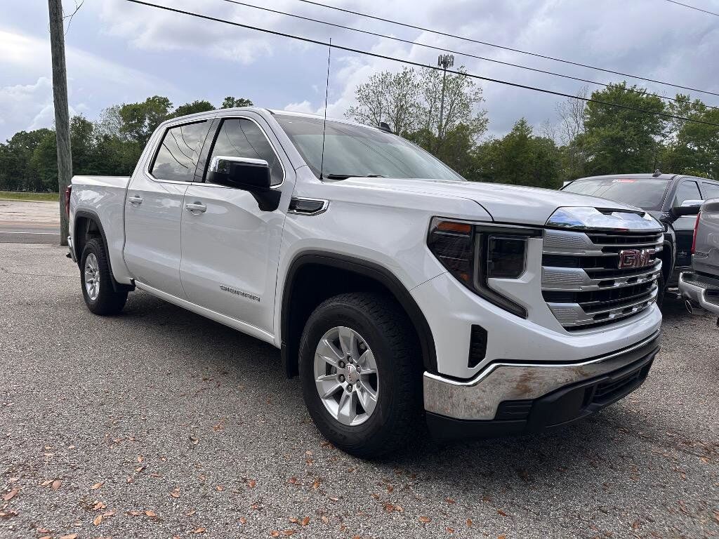 2023 GMC Sierra