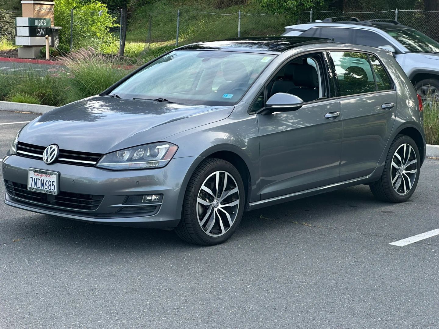 2015 VOLKSWAGEN Golf