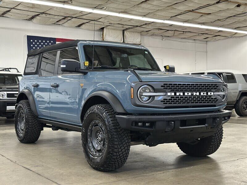 2023 FORD Bronco