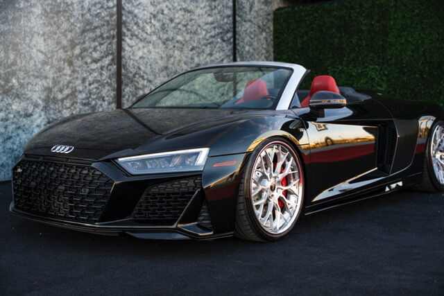 2022 AUDI R8