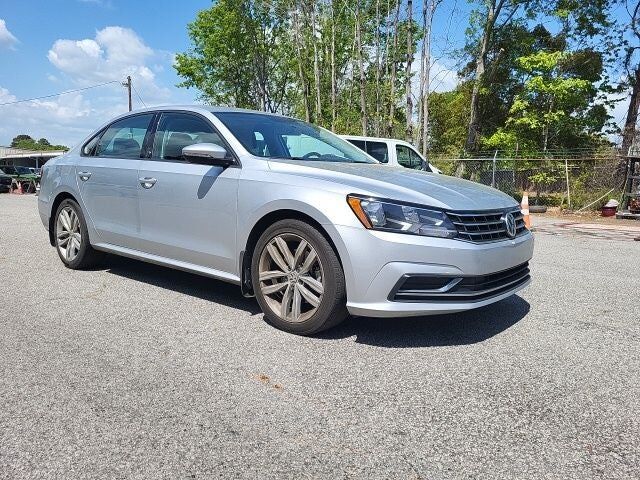 2019 VOLKSWAGEN Passat