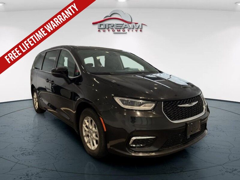 2023 CHRYSLER Pacifica