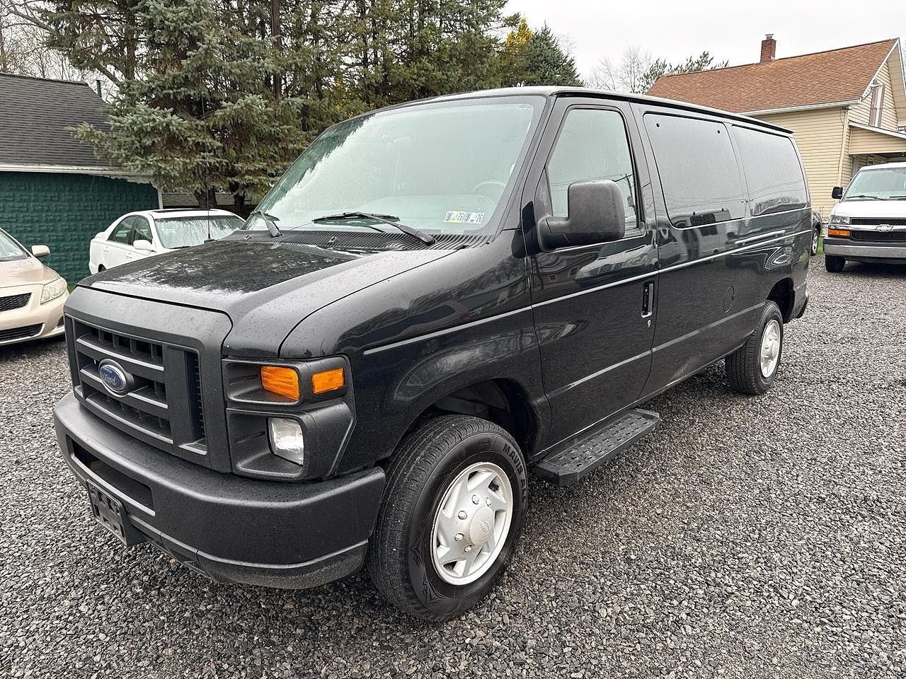 2009 FORD E-350