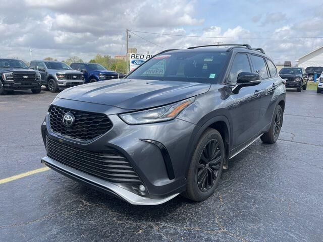2024 TOYOTA Highlander