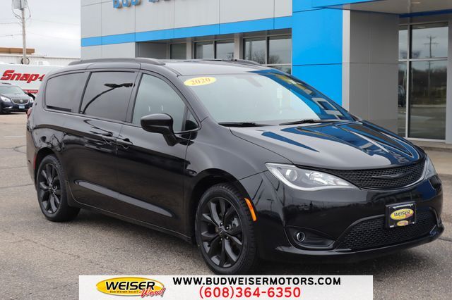 2020 CHRYSLER Pacifica