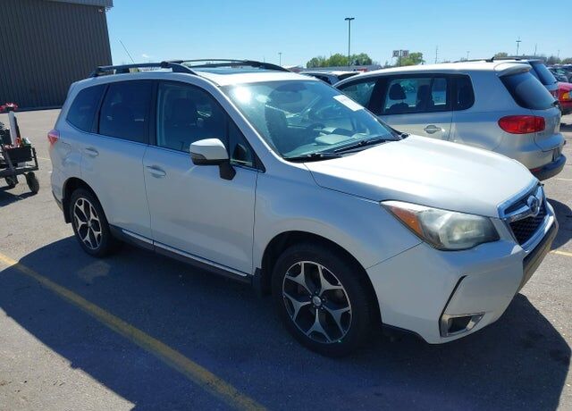 2015 SUBARU Forester
