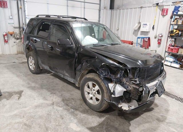 2010 FORD Escape