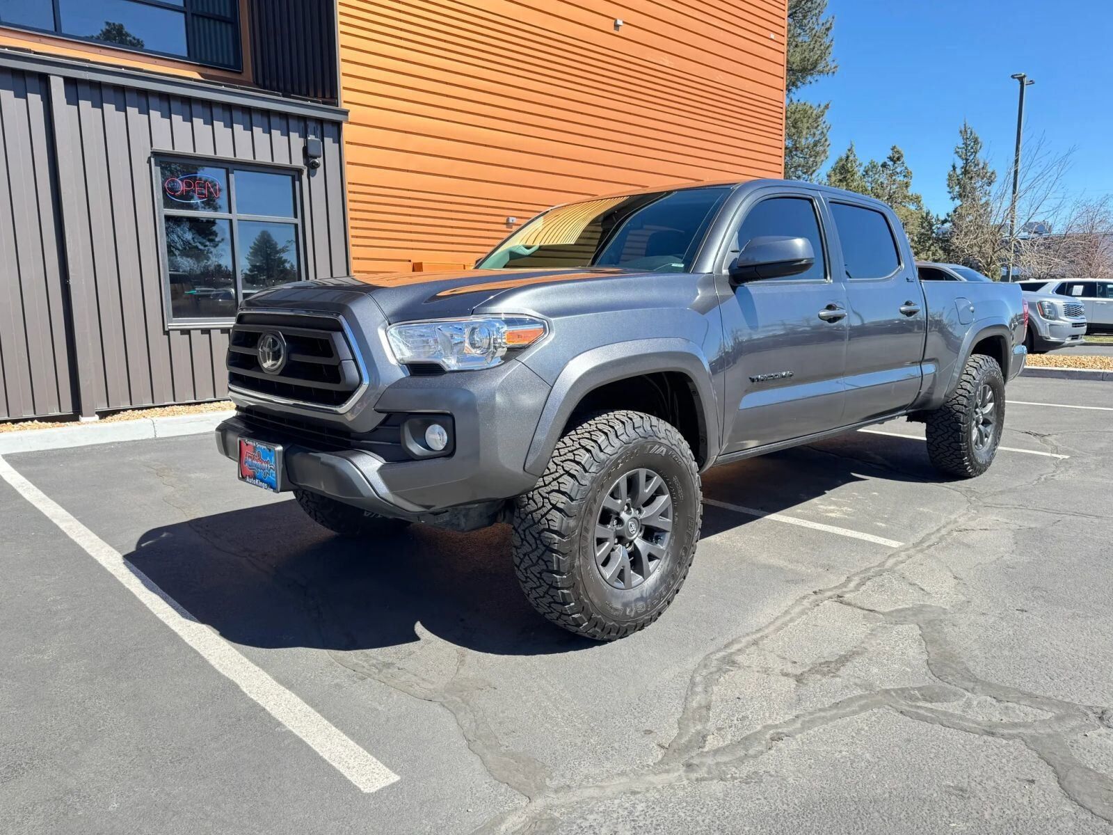 2023 TOYOTA Tacoma