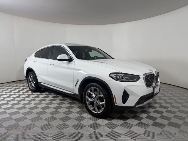 2023 BMW X4