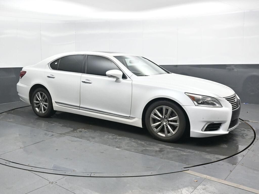 2013 LEXUS LS