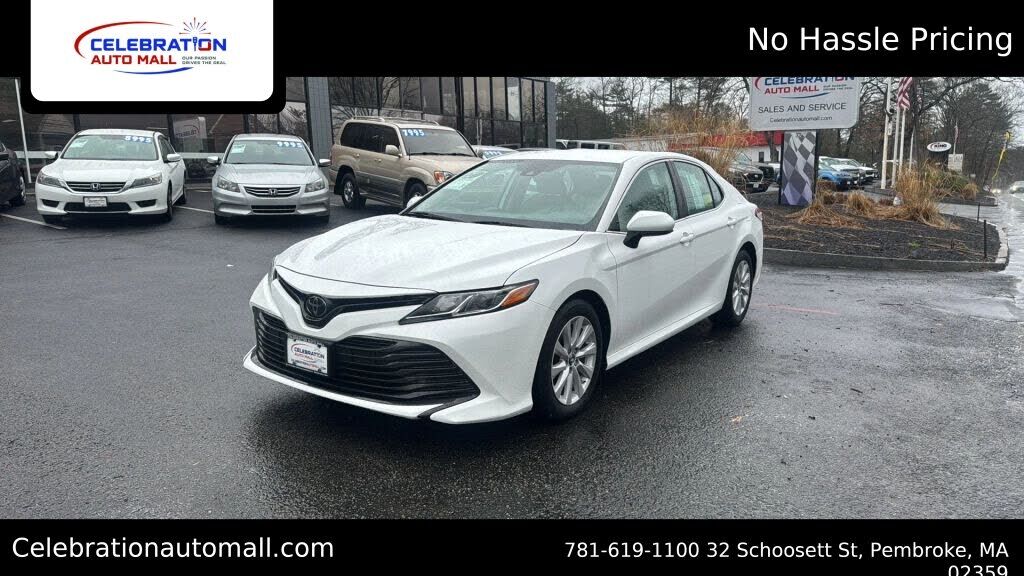2019 TOYOTA Camry
