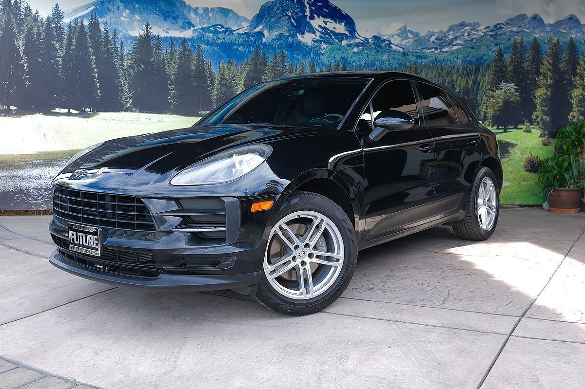 2019 PORSCHE Macan