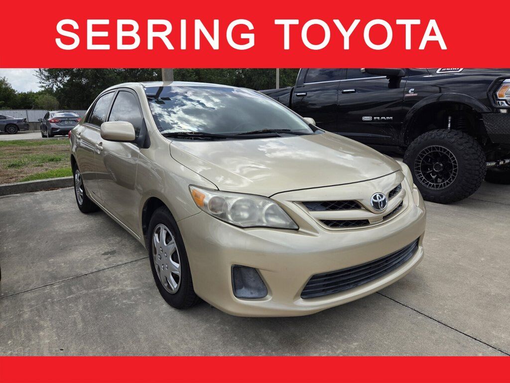 2011 TOYOTA Corolla