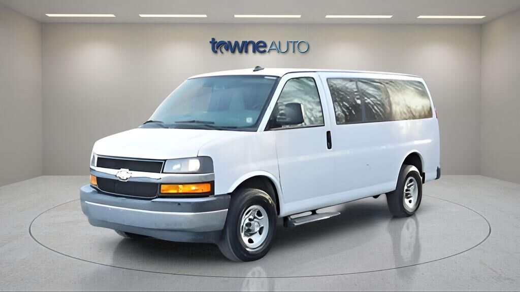 2021 CHEVROLET Express