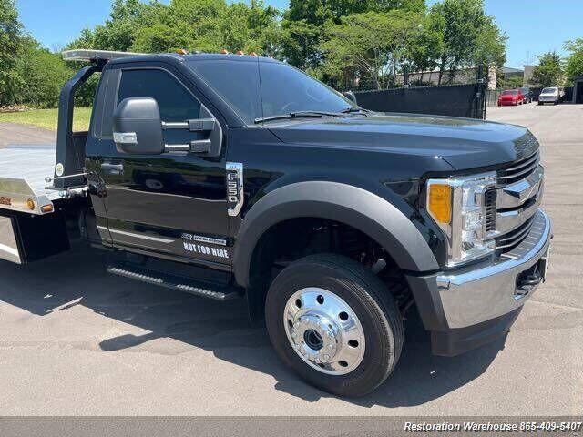 2017 FORD F-550