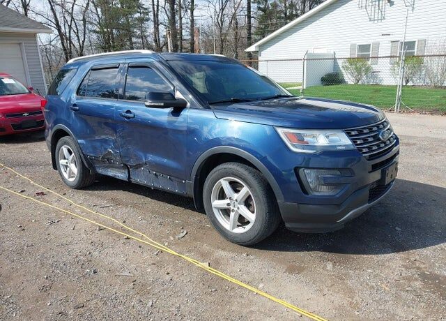 2016 FORD Explorer