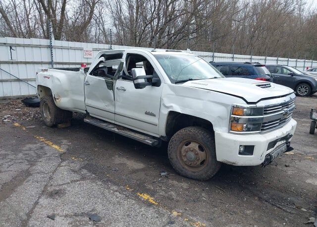 2017 CHEVROLET Silverado