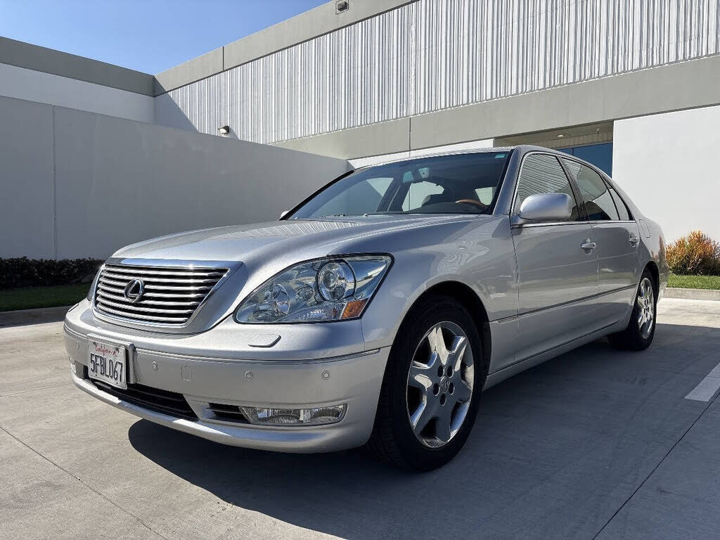 2004 LEXUS LS