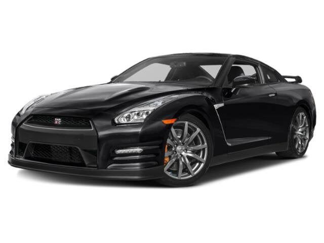2015 NISSAN GT-R