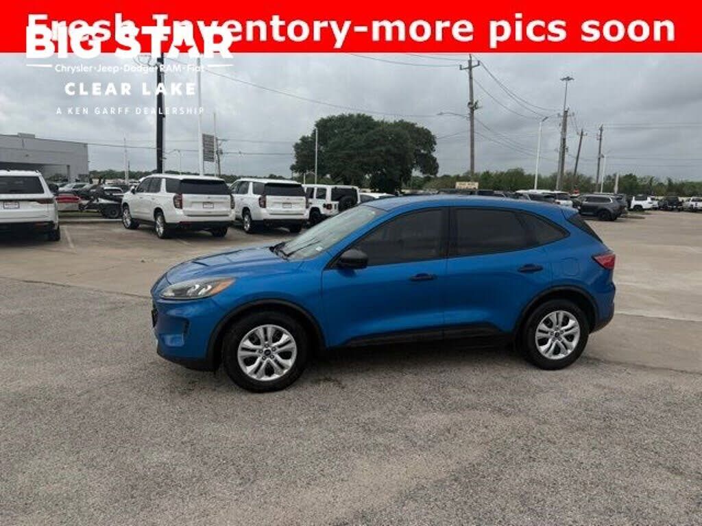 2020 FORD Escape