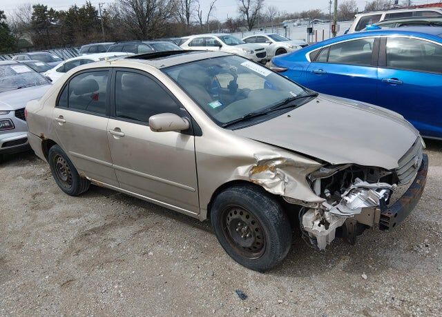 2004 TOYOTA Corolla