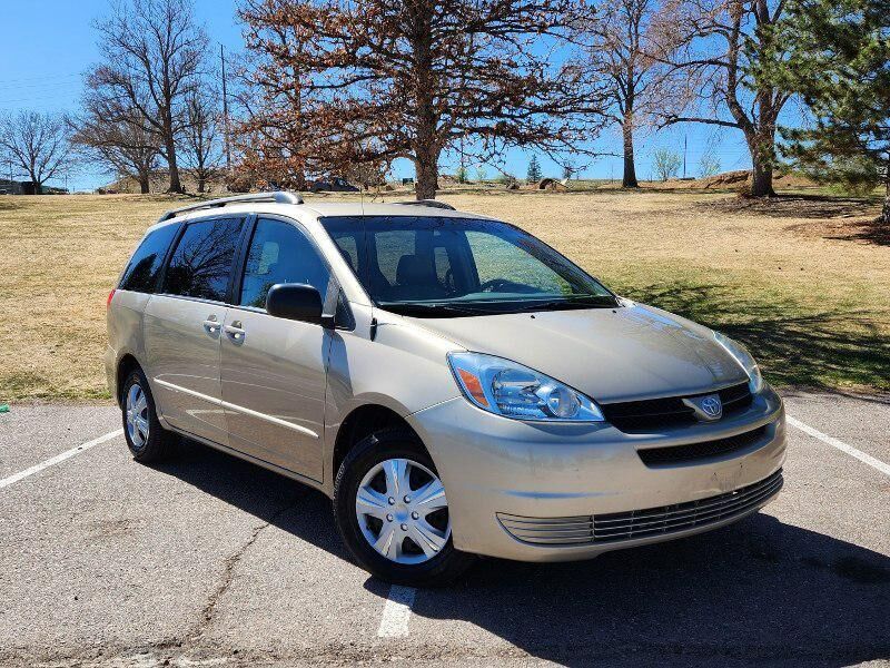 2005 TOYOTA Sienna