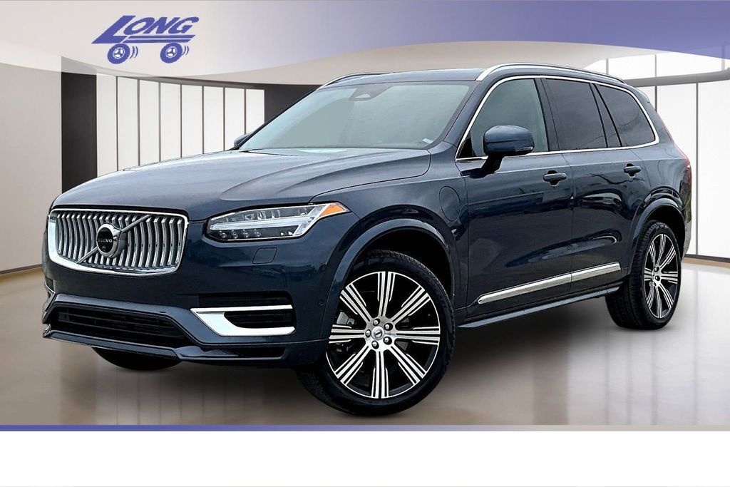2025 VOLVO XC90