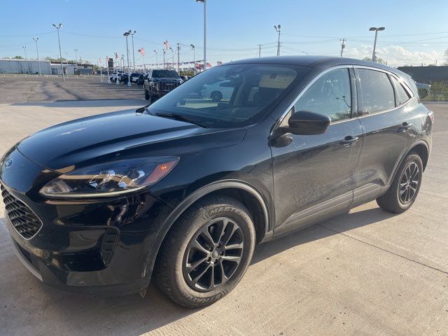 2021 FORD Escape