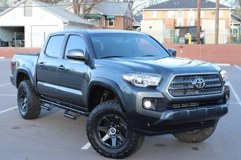 2016 TOYOTA Tacoma
