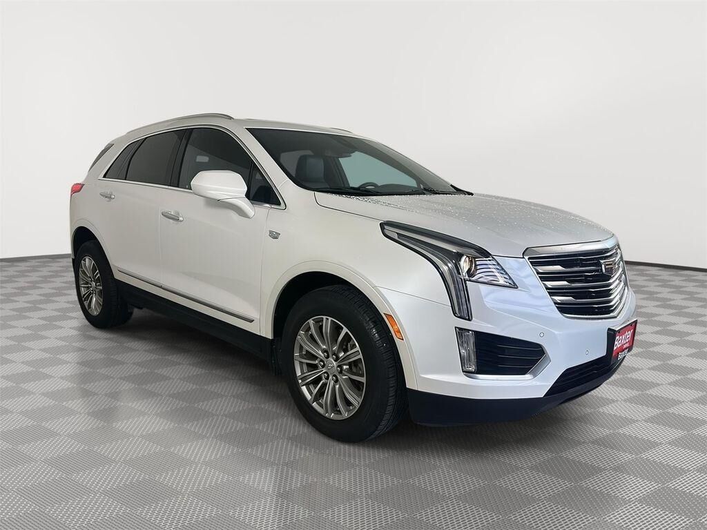 2017 CADILLAC XT5