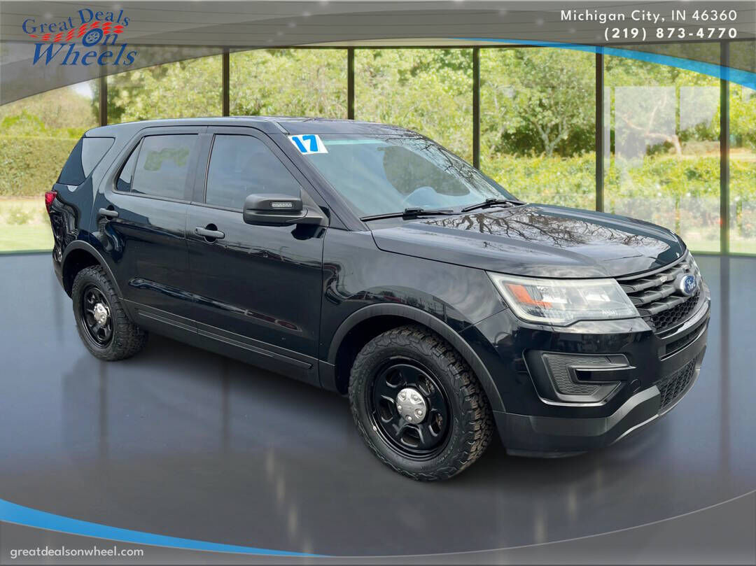 2017 FORD Explorer