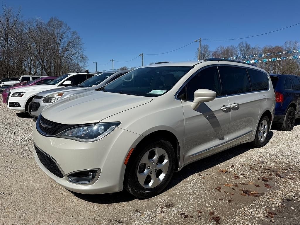 2017 CHRYSLER Pacifica