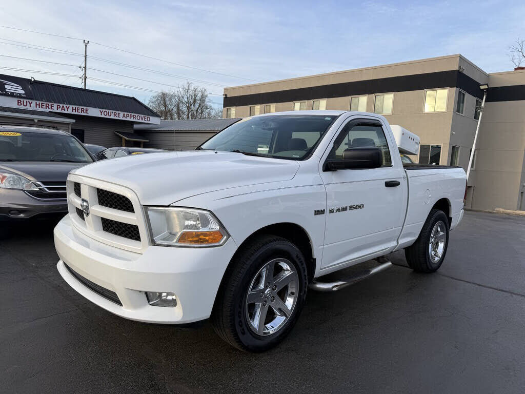 2012 DODGE Ram
