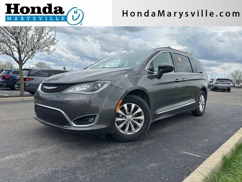 2017 CHRYSLER Pacifica