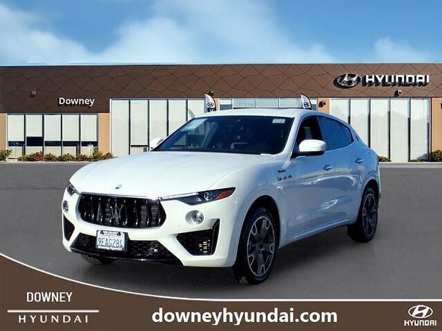 2023 MASERATI Levante