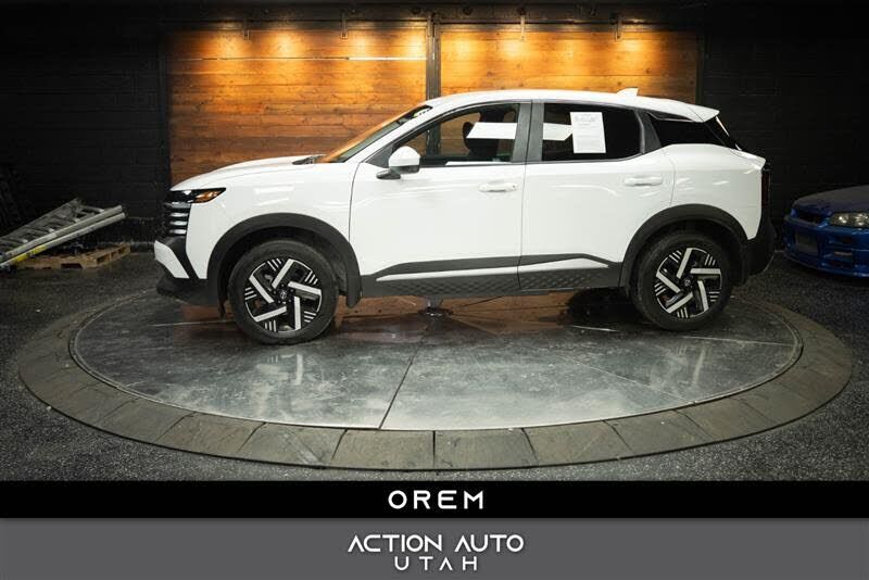 2025 NISSAN Kicks