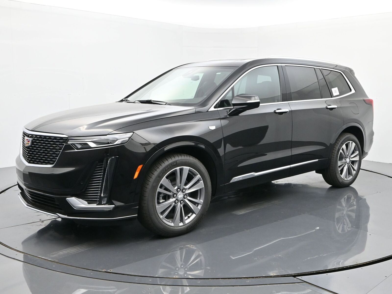 2025 CADILLAC XT6