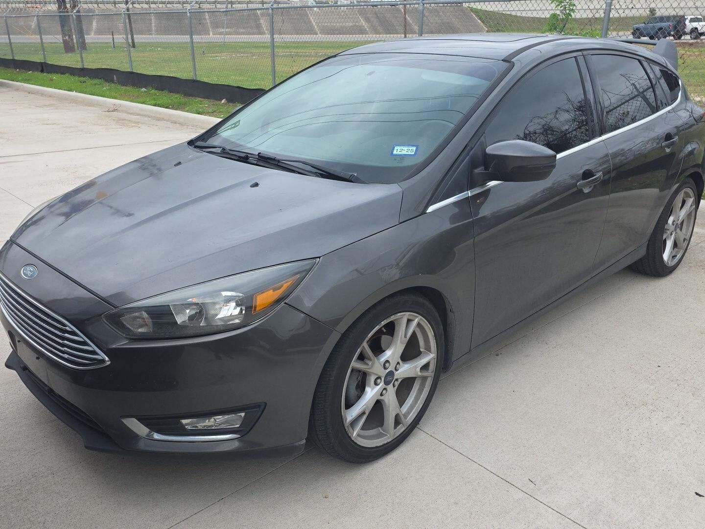 2015 FORD Focus