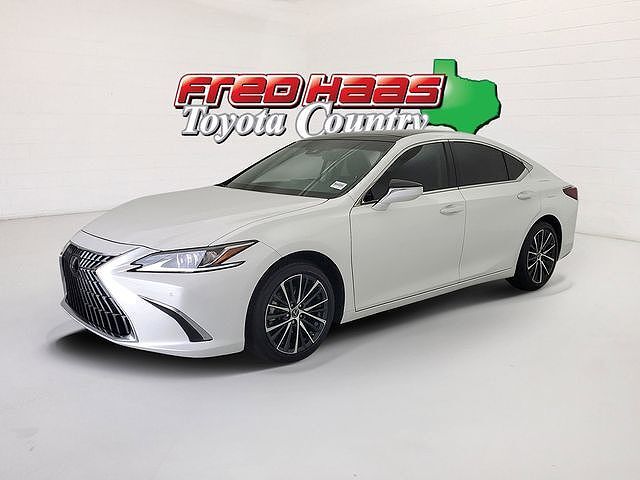 2024 LEXUS ES