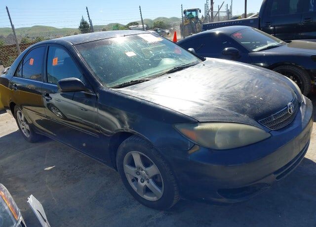 2002 TOYOTA Camry