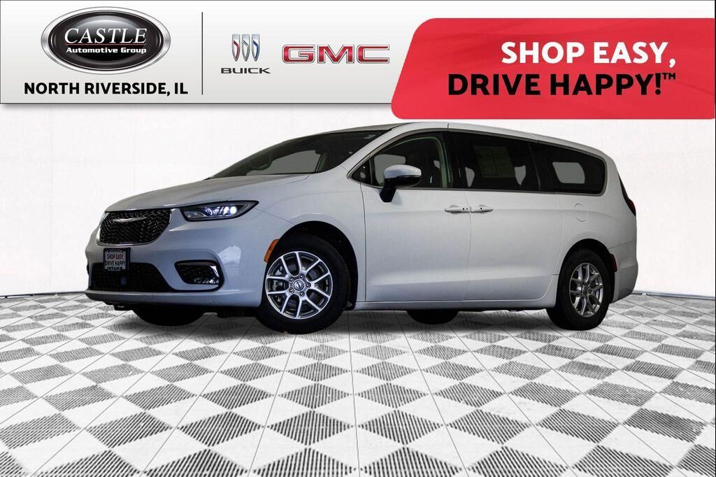 2023 CHRYSLER Pacifica