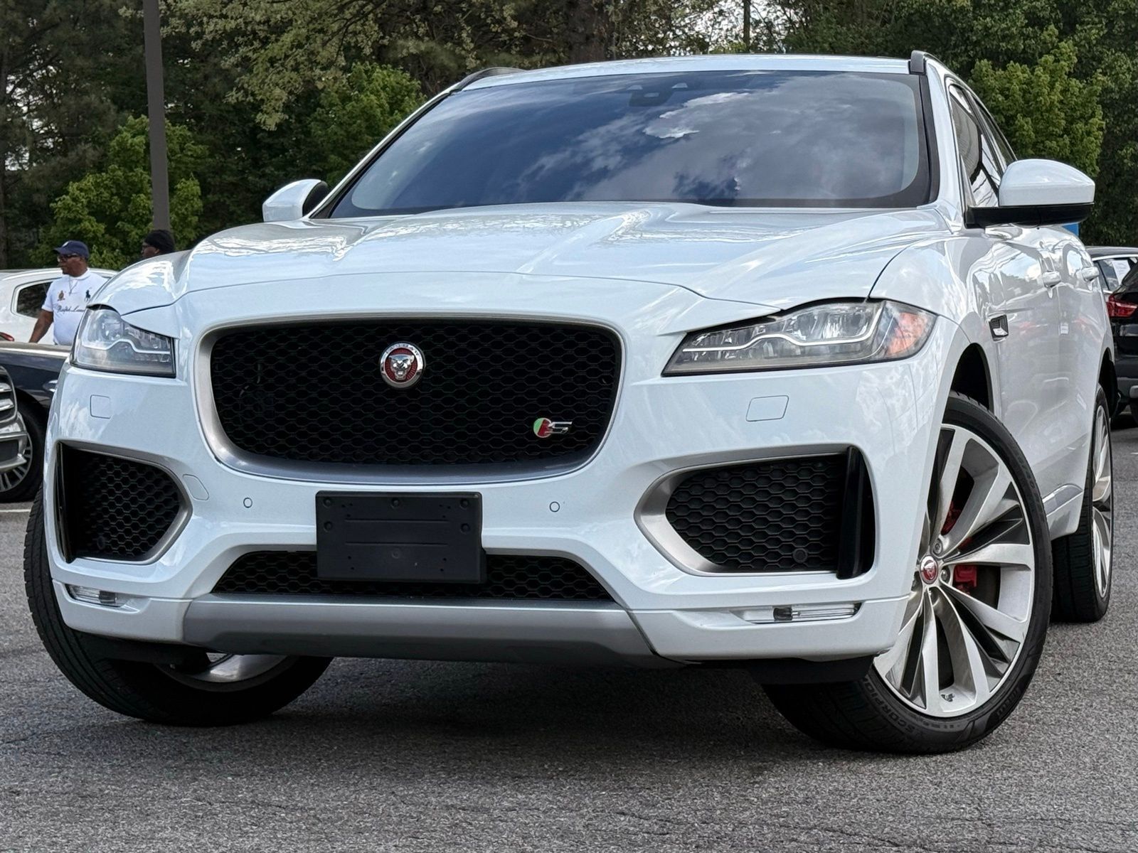 2017 JAGUAR F-Pace