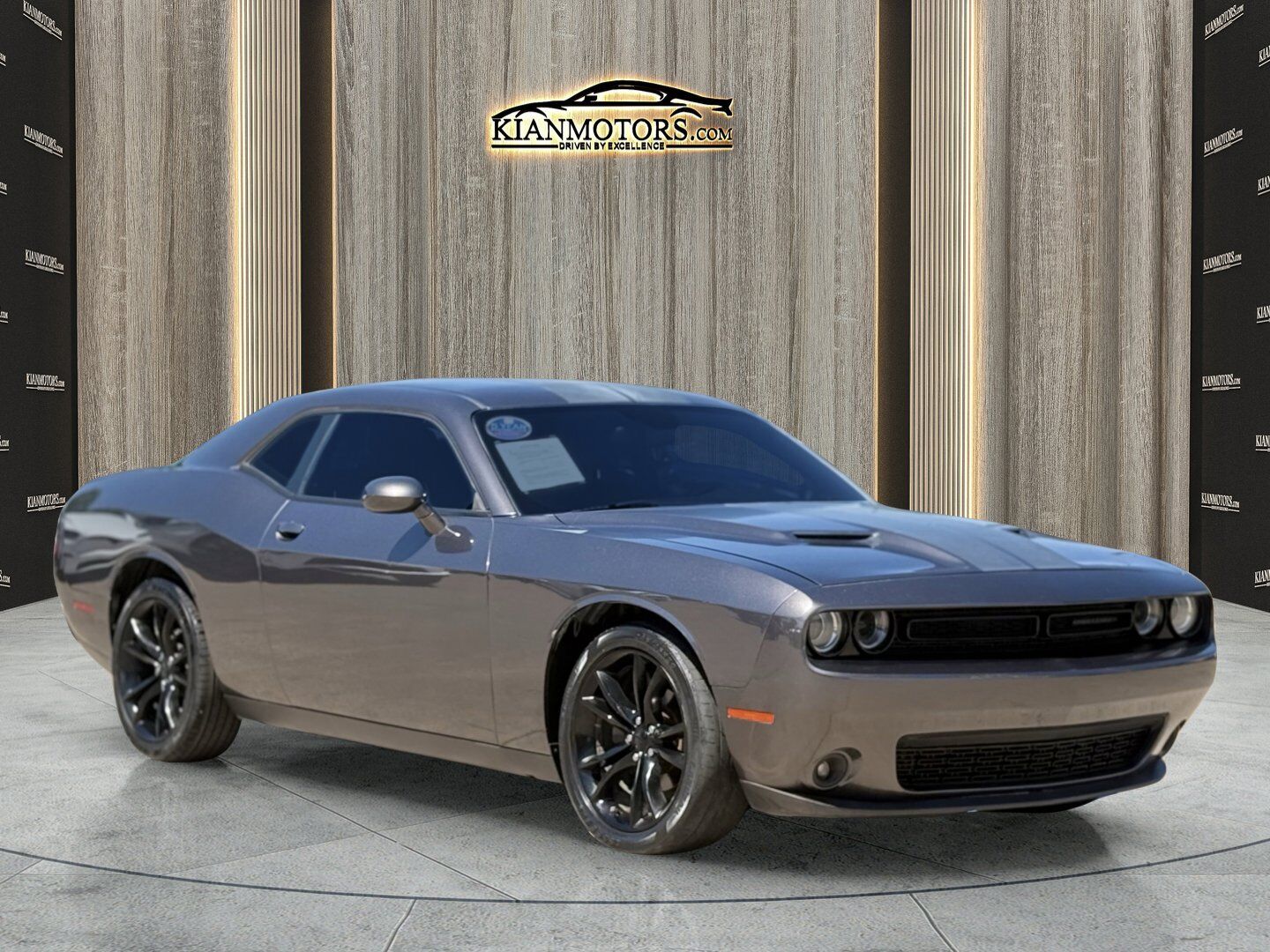 2016 DODGE Challenger