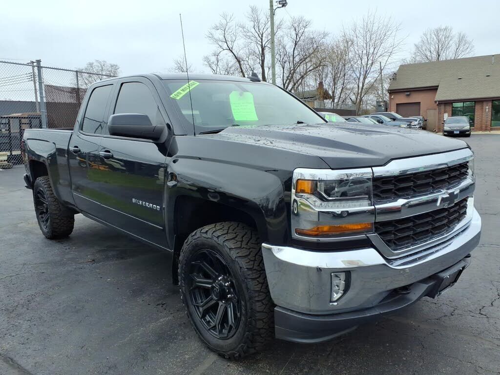 2017 CHEVROLET Silverado