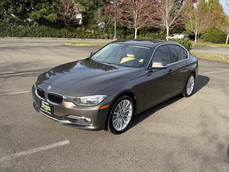 2012 BMW 3 Series