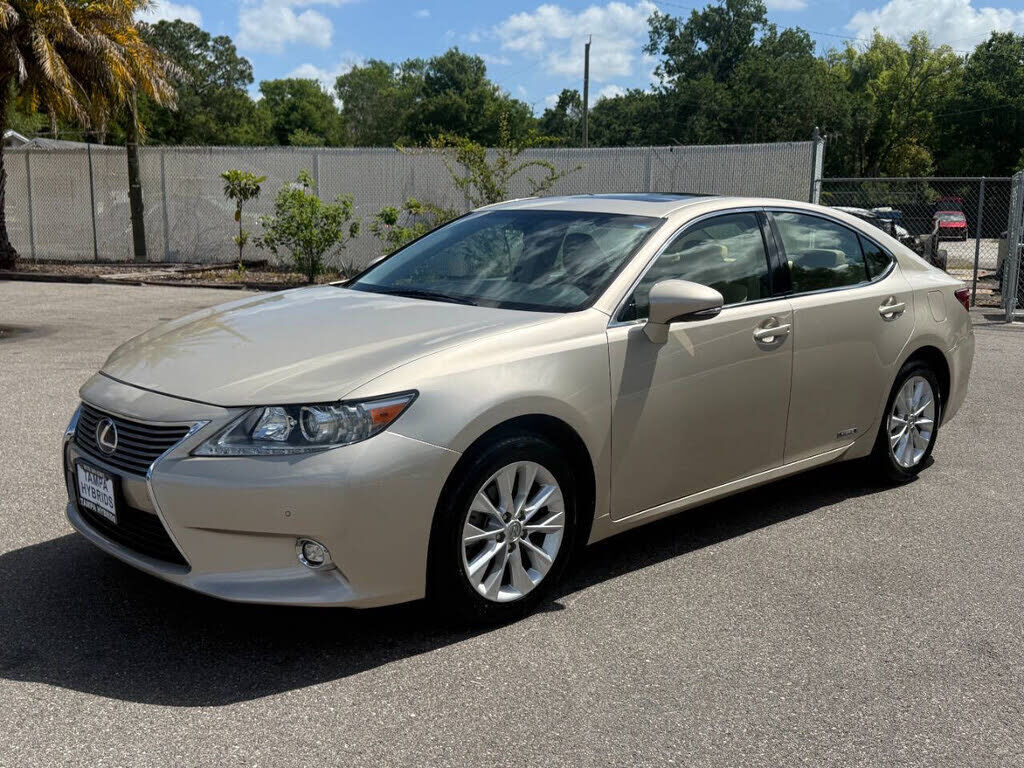2014 LEXUS ES