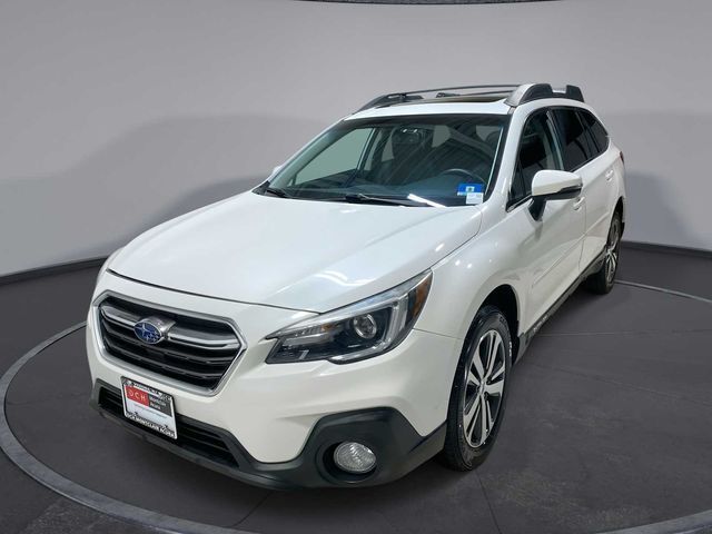 2018 SUBARU Outback