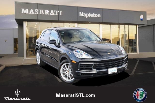2023 PORSCHE Cayenne