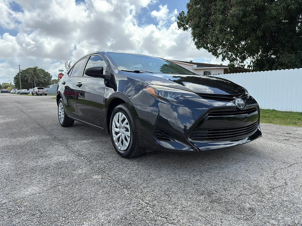 2019 TOYOTA Corolla