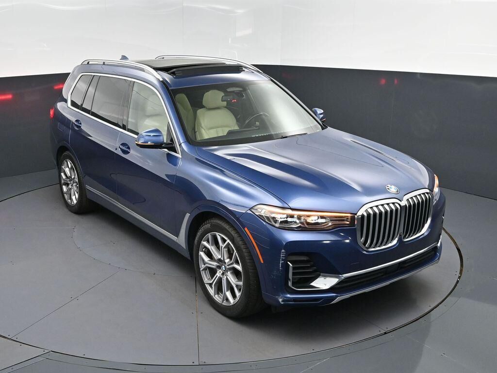 2021 BMW X7